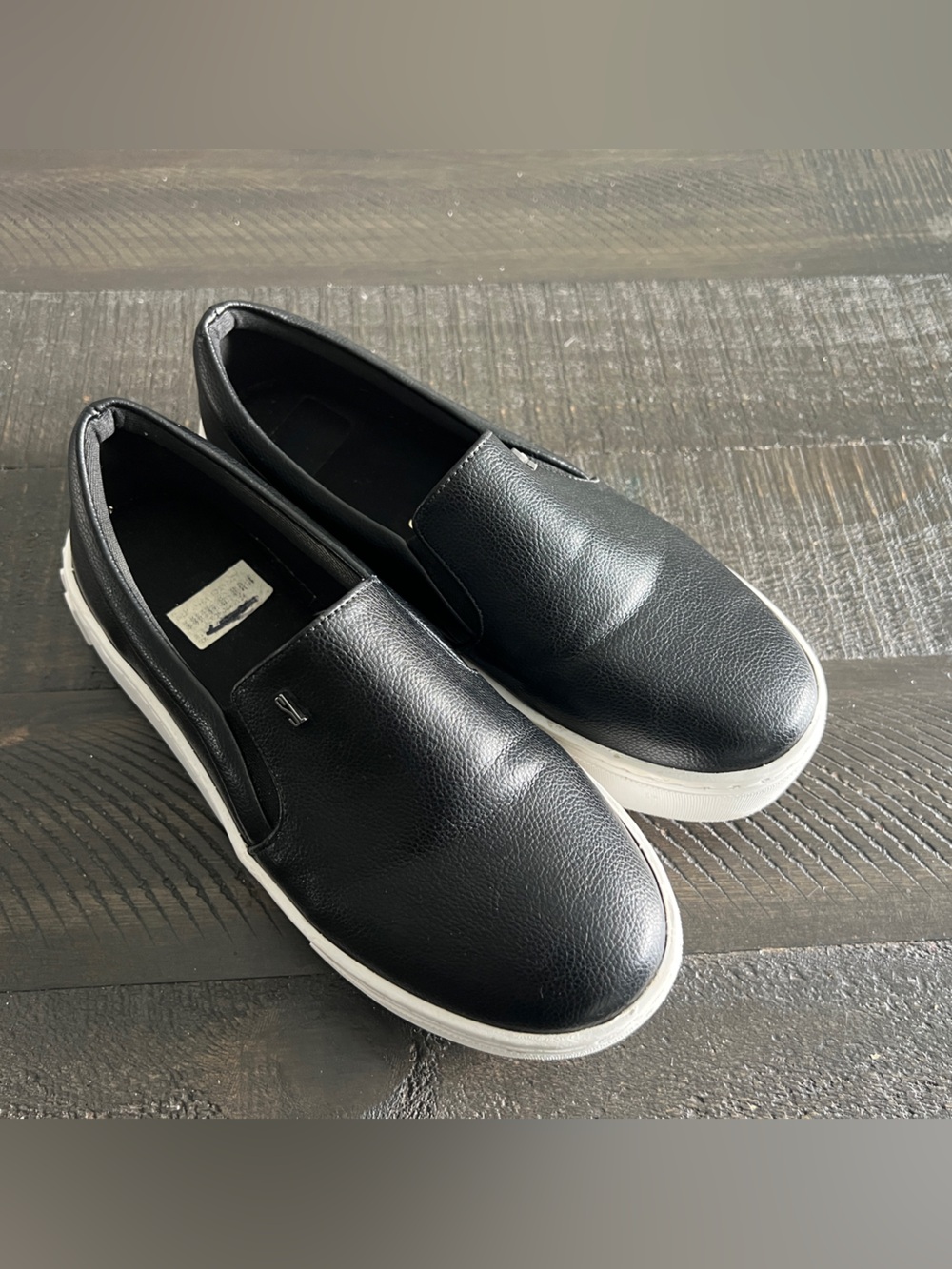 Santa Lolla Black Platform Slip On Sneakers Womens 7 Leather Look Minimalist